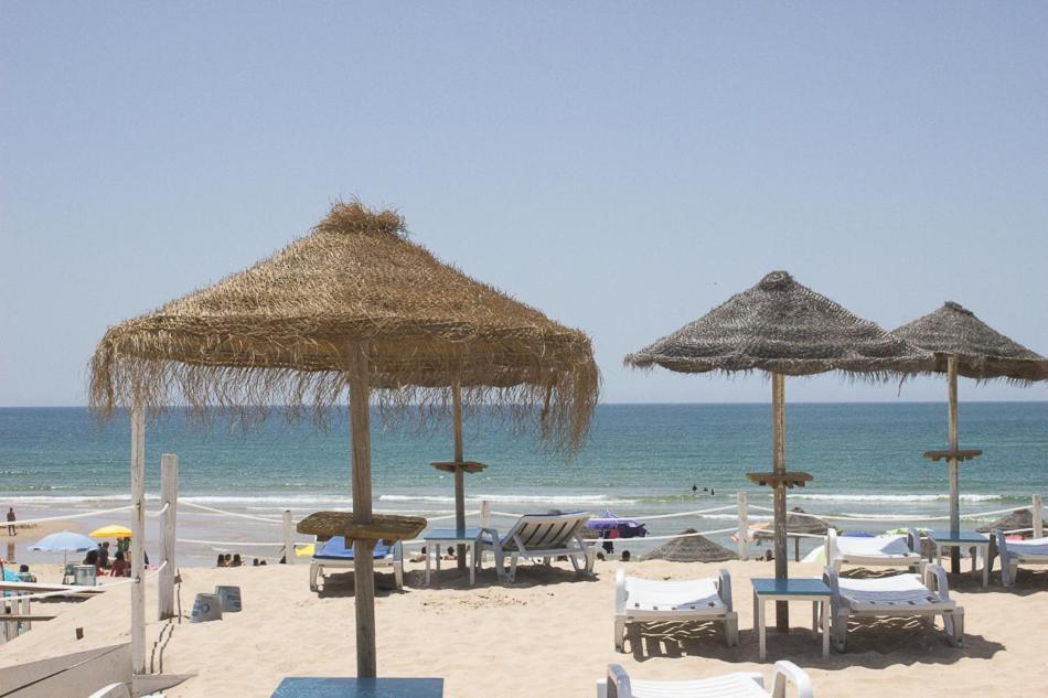 קוסטה דה קפאריקה Paloma Caparica Beach מראה חיצוני תמונה